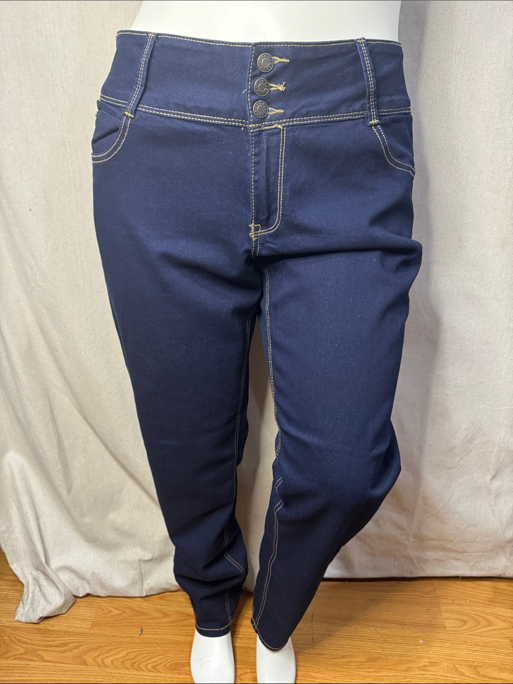Women's Triple-Button High-Rise Skinny Jeans - Navy